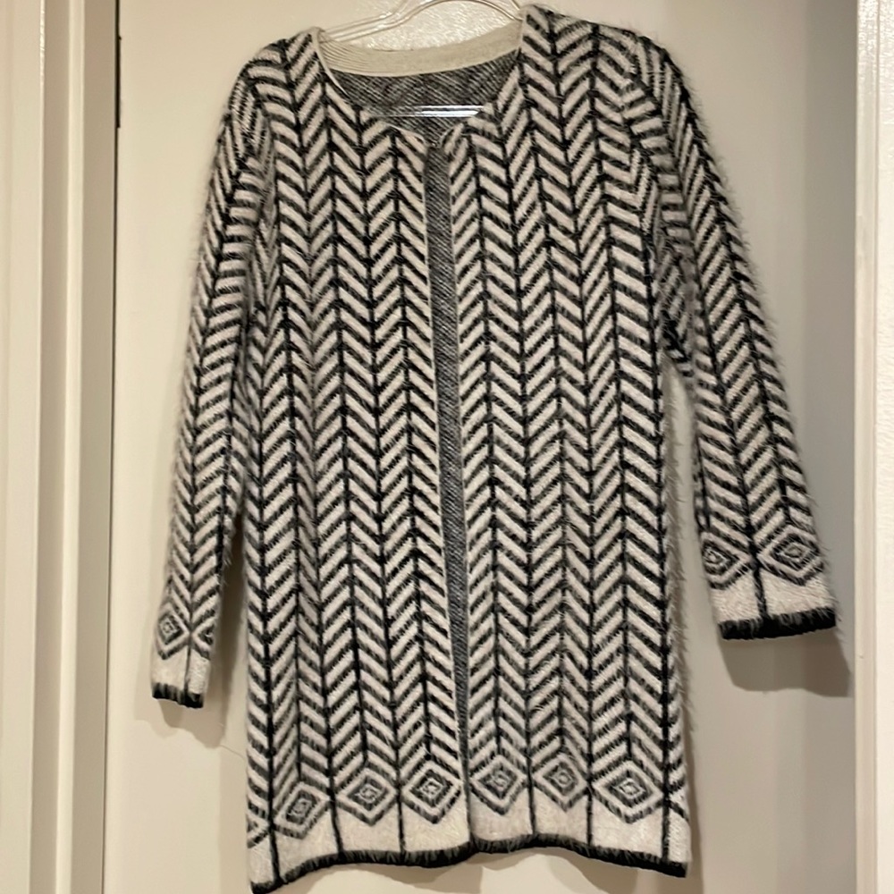 Chevron black and white eyelash sweater